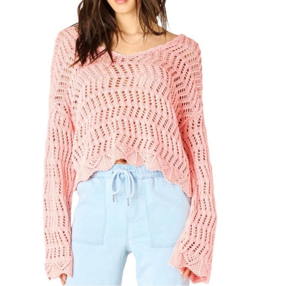 American Eagle Women's Pink Open Knit Crochet Sweater with Scallop hem Large